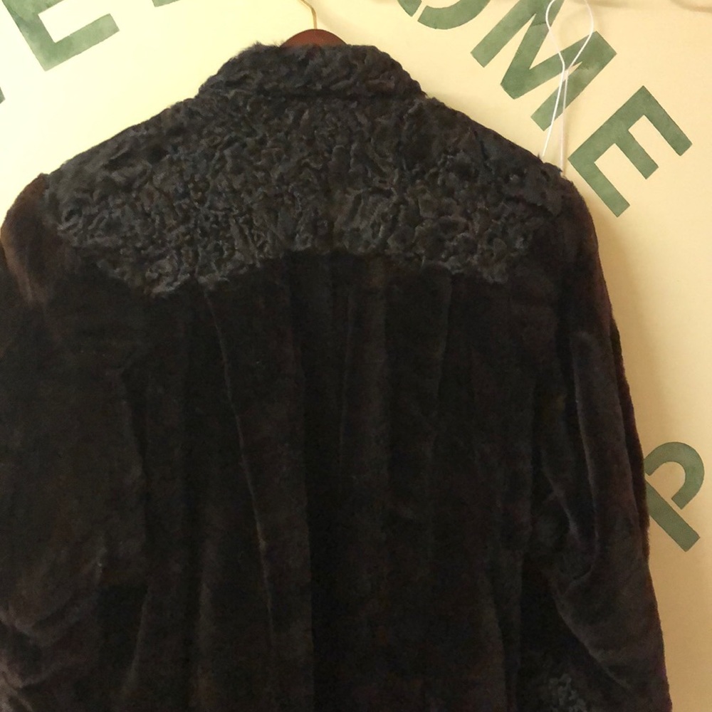 Mink coat - Picture 3 of 3